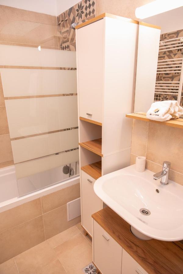 Bg Luximmo Apartments Kolozsvár Kültér fotó